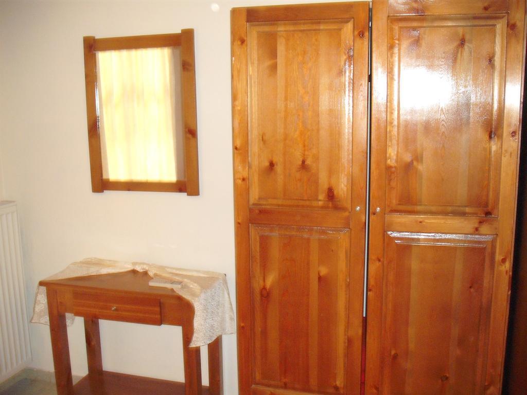 Xenios Loutra Village Karnagio Quarto foto
